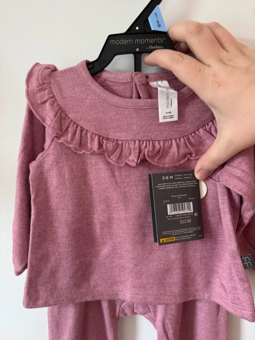 MODERN MOMENTS 2 piece super soft baby set; girls clothes - Picture 3 of 5